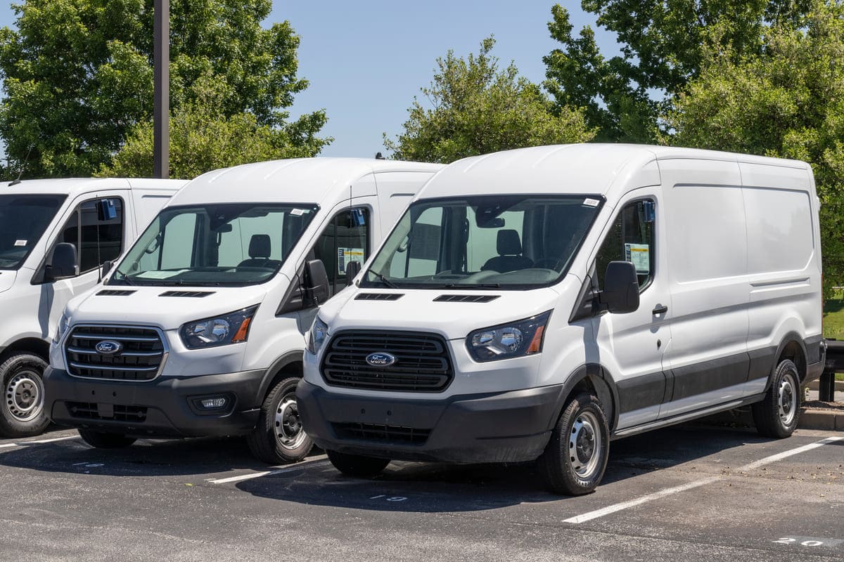 flota de vehicule comerciale ford transit